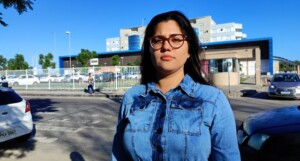 Mae-denuncia-HEC-por-falta-de-neuropediatra-Daniela-Naara-Marinho-300x161-1