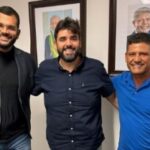Medico-Karlos-Figueredo-e-aliados-Foto-Reproducao-instagram-300x209-1