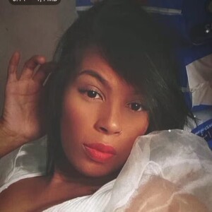 Mulher-de-31-anos-morre-apos-ser-vitima-de-bala-perdida-em-Santos-Foto-Arquivo-pessoal-300x300-1