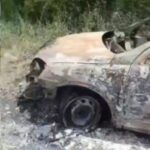 Picape-Montana-e-destruida-apos-pegar-fogo-na-BR-420-no-trecho-entre-os-municipios-de-Jaguaquara-e-Itaquara-242x300-1
