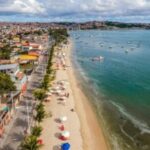 Salvador-475-anos-Entre-belas-praias-e-a-linha-do-trem-Suburbio-abriga-tesouros-das-culturas-indigena-e-negra-Foto-Igor-Santos-Secom-PMS-300x220-1