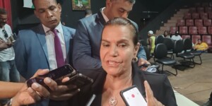 Sessao-da-Camara-municipal-no-Centro-de-Cultura-Amelio-Amorim-ft-Paulo-jose-acorda-cidade-Eremita-Mota-300x150-1