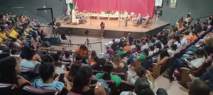 Sessao-da-Camara-municipal-no-Centro-de-Cultura-Amelio-Amorim-ft-Paulo-jose-acorda-cidade-ftt-300x135-1