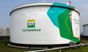 Tanque-de-Diesel-Petrobras-Divulgacao-300x178-1