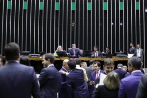 camara-dos-deputatos-foto-bruno-spada-2023-300x200-1