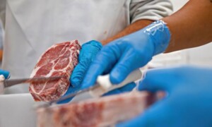 carne-frigorifico-foto-mapa-istock-300x180-1