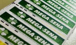 mega_sena_mcajr_abr_2904223678-marcello-casal-jr-loto-loteria-mega-640-300x179-1
