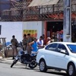 mulher-infartou-em-frente-a-supermercado-Foto-Ed-Santos-Acorda-Cidade-300x186-2