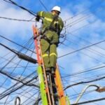 poste-de-energia-eletrica-neoenergia-coelba-foto-ed-santos-acorda-cidade-300x169-1