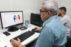 Bahia-e-destaque-em-premiacao-nacional-com-projeto-de-simulador-de-aposentadoria-Foto-Divulgacao-Saeb-300x198-1