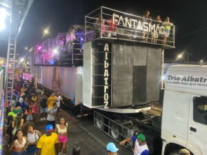 Banda-Fantasmao-Foto-Maylla-Nunes-Acorda-Cidade-300x225-1