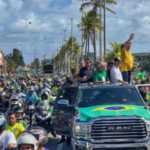 Bolsonaro-durante-carreata-e-motociata-pela-Orla-de-Atalaia-em-Aracaju-Foto-Reproducao-JL-Politica-300x225-1