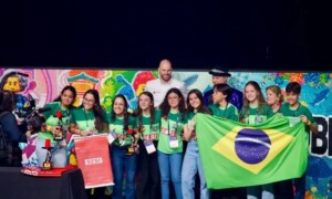 Brasil-e-campeao-no-Mundial-de-Robotica-em-Houston-foto-lado-andrade-cni-002-300x180-1