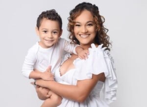 Caroline-Maria-Santana-Nobre-e-seu-filho-foto-aquivo-pessoal-300x218-1