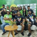 Equipe-do-Acorda-Cidade-trabalhando-na-Micareta-de-Feira-Foto-Marco-Leao2-300x207-1