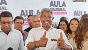 Governador-Jeronimo-Rodrigues-Foto-Ed-Santos-Acorda-Cidade-300x169-2