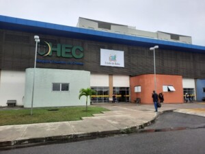 Hospital-Estadual-da-Crianca-HEC-Foto-Ney-Silva-Acorda-Cidade-300x225-1