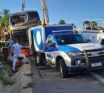 Oito-pessoas-morrem-e-23-ficam-feridas-apos-onibus-de-turismo-tombar-em-rodovia-do-extremo-sul-da-Bahia-Foto-Lenio-Cidreira-Liberdade-News.jpg1_-300x135-1