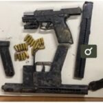 PM-resgata-4-vitimas-sequestradas-e-apreende-submetralhadora-e-pistola