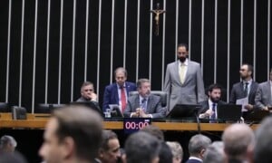 Projeto-que-amplia-punicoes-para-cambistas-e-aprovado-na-Camara-Foto-Bruno-Spada-Camara-dos-Deputados-300x180-1