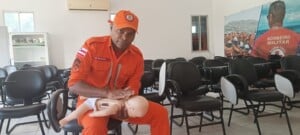 Sargento-Santana-Corpo-de-bombeiros-ft-paulo-jose-acorda-cidade-300x135-1