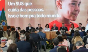 Saude-anuncia-politica-para-ampliar-acesso-a-especialistas-no-SUS-Antonio-Cruz-Agencia-Brasil-300x180-1