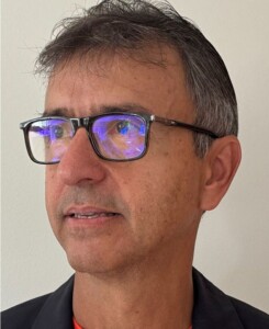 Secretario-de-Comunicacao-Andre-Curvello-Foto-Arquivo-Pessoal-245x300-1