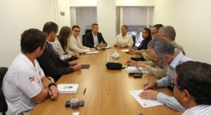 Secretario-e-reitora-da-Uneb-alinham-acoes-integradas-no-entorno-do-campus-Cabula-300x163-1