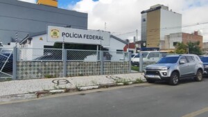 Sede-da-Delegacia-da-Policia-Federal-Foto-Ed-santos-Acorda-Cidade-300x169-1