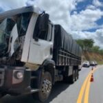 acidentes-entre-caminhoes-na-BR-116-sudoeste-baiano-300x198-1