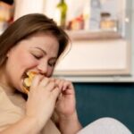 compulsao-alimentar-alimentacao-foto-freepik-300x226-1