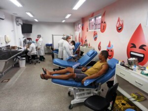 hemoba-foto-ed-santos-acorda-cidade-300x225-1