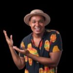 joao-lucas-cantor-ator-e-bombeiro-militar-300x200-1