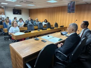reuniao-deputados-estaduais-foto-divulgacao-300x225-1
