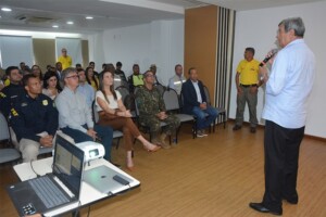 Abertura-da-Campanha-Maio-Amarelo-Foto-ACM-1-300x200-1