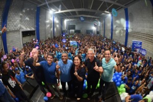 CM-Neto-vai-a-Simoes-Filho-lancar-pre-candidatura-de-Del-Capacitado-por-Deus-Foto-Assessoria-300x200-1