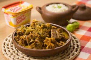 Carneiro-ao-Molho-Puro-Sabor-300x200-1