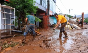 Chuvas-no-Rio-Grande-do-Sul-300x179-1