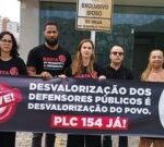 Defensores-Publicos-de-Feira-de-Santana-Foto-Paulo-Jose-Acorda-Cidade-300x135-1