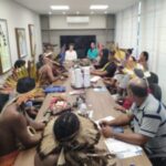 Governo-dialoga-com-liderancas-indigenas-sobre-reintegracao-de-posse-no-sul-da-Bahia1-300x225-1