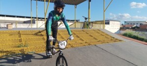 Icaro-Barbosa-atleta-de-ciclismo4-300x135-1