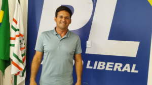 Joao-Roma-presidente-do-PL-na-Bahia-foto-Ed-Santos-300x169-1