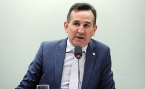Jorge-Goetten-recomendou-a-aprovacao-da-proposta-foto-divulgacao-300x185-1