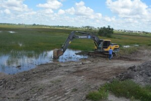 Lagoas-de-Feira-de-Santana-passam-por-analise-preliminar-de-qualidade-da-agua-Foto-Jorge-Magalhaes-300x200-1