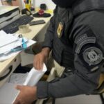 MP-e-SSP-prendem-PM-da-reserva-suspeito-de-envolvimento-com-grupos-de-exterminio-e-jogos-de-azar-Foto-Poliana-Lima-300x200-1