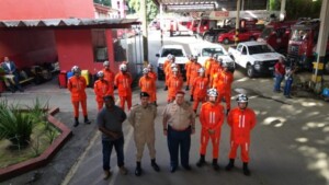 Mais-25-bombeiros-baianos-viajam-para-ajudar-nos-trabalhos-de-resgate-do-Rio-Grande-do-Sul-Foto-Mateus-Pereira-GOVBA-300x169-1