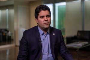 Ministro-de-Esportes-Andre-Fufuca-E28094-Foto-Lucas-Magalhaes-300x200-1