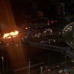 Onibus-sao-incendiados-durante-protesto-em-Pernambues-Foto-Leitor-BN-300x158-1