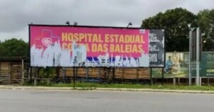 Outdoors-do-Hospital-Estadual-Costa-das-Baleias-em-Teixeira-de-Freitas-sofrem-vandalismo-Foto-Reproducao-300x158-1