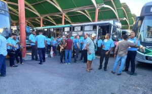 Paralisacao-rodoviarios_-Foto-Paulo-Jose-Acorda-Cidade-300x186-1